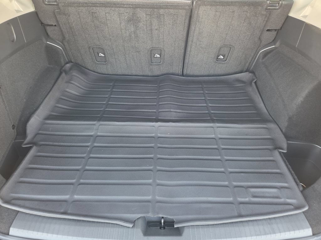 Used 2025 Nissan Rogue SL w/ SL Premium Package FWD image 27