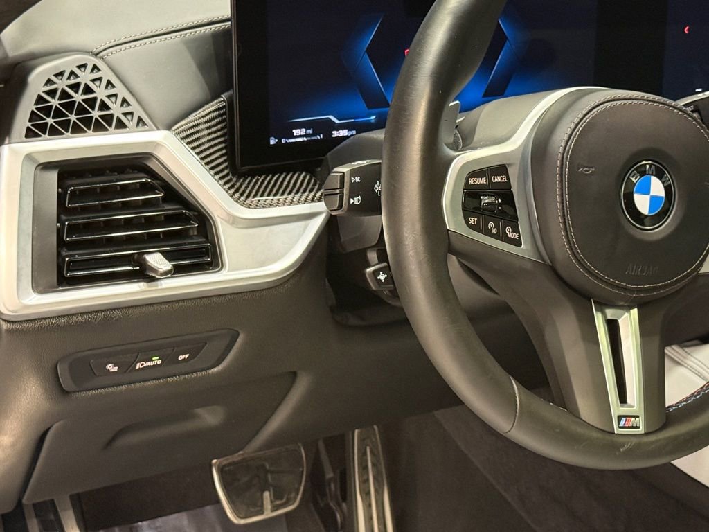 Used 2024 BMW X6 M60i w/ Dynamic Handling Package image 11