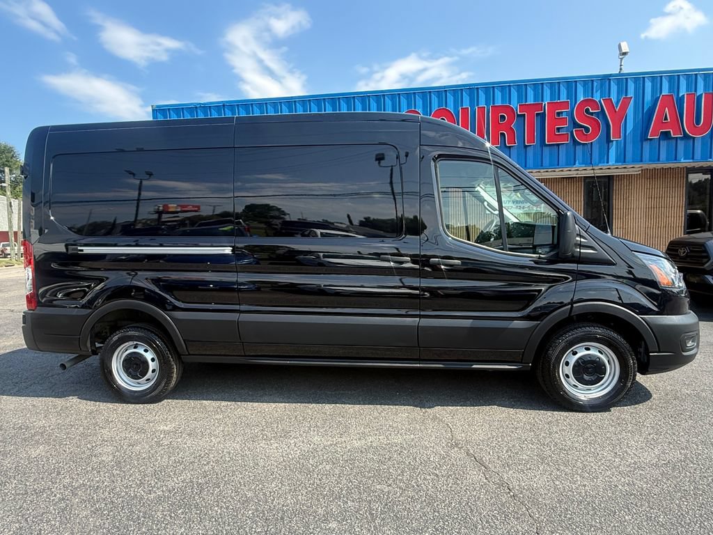 Used 2025 Ford Transit 150 148 Medium Roof w/ Load Area Protection Package RWD image 10