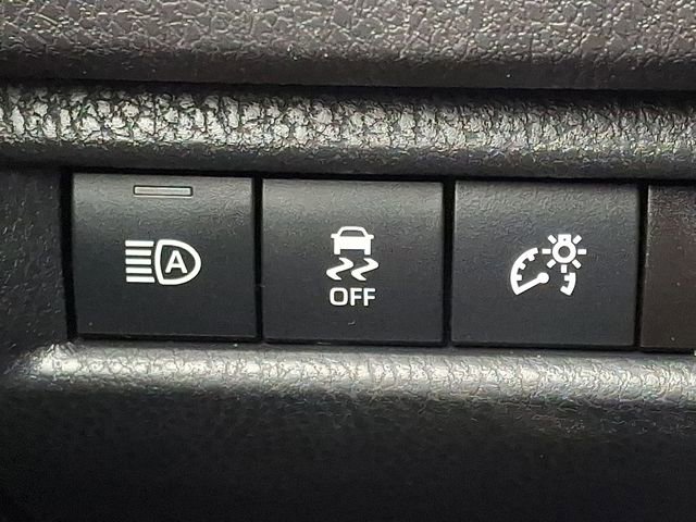 Used 2025 Toyota Camry LE image 25