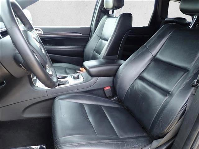 Used 2019 Jeep Grand Cherokee Limited w/ Trailer Tow Group IV AWD/4WD image 11