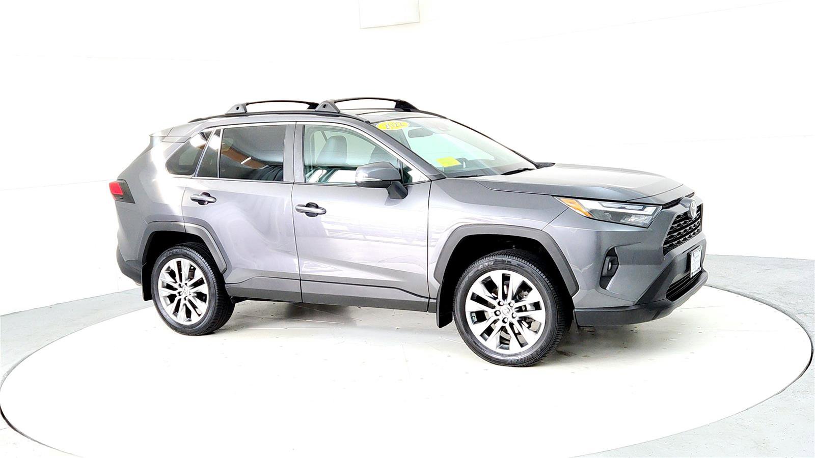 Certified 2022 Toyota RAV4 XLE Premium image 7