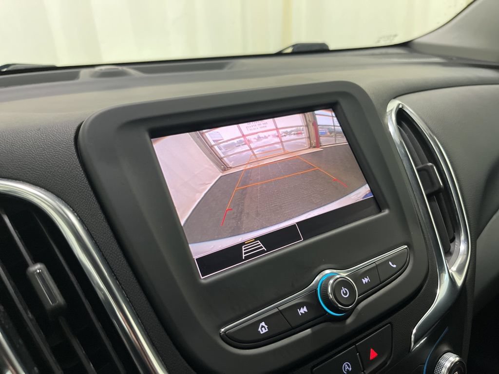 Used 2022 Chevrolet Equinox LT AWD/4WD image 11