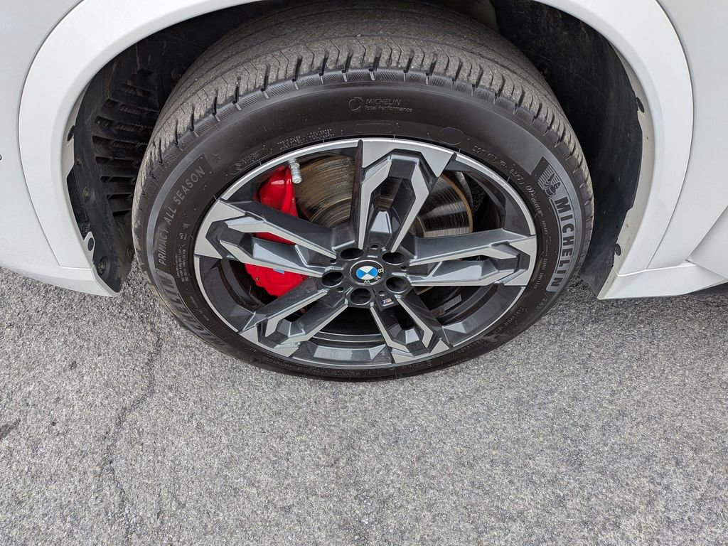 Used 2024 BMW X1 M35i w/ Premium Package image 25