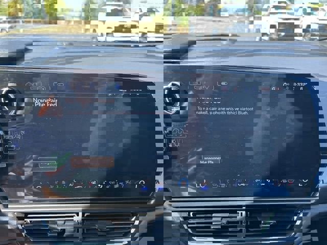 New 2025 Chevrolet Equinox EV RS w/ Convenience Package II image 12