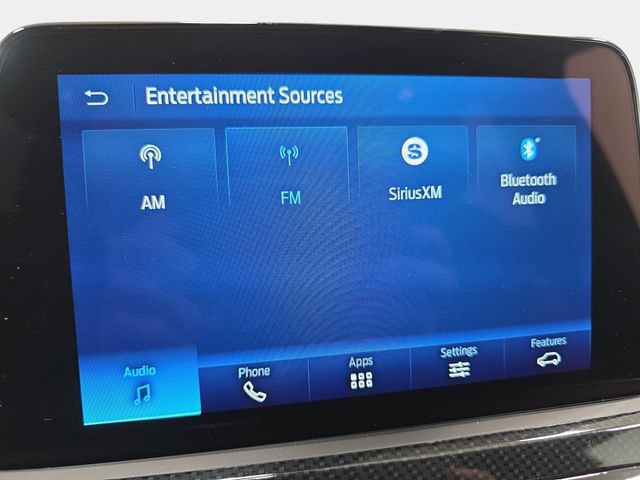 Certified 2025 Ford Escape ST-Line Select AWD/4WD image 18
