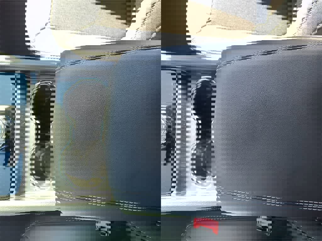 New 2025 Jeep Grand Cherokee Laredo X w/ Luxury Tech Group I image 20