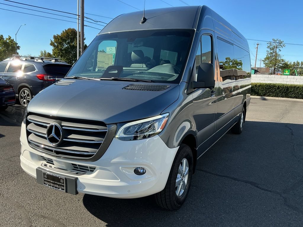New 2026 Mercedes-Benz Sprinter 2500 360° Tour