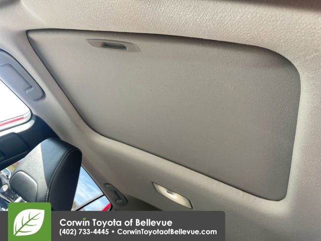 Certified 2022 Toyota Corolla Cross XLE image 23