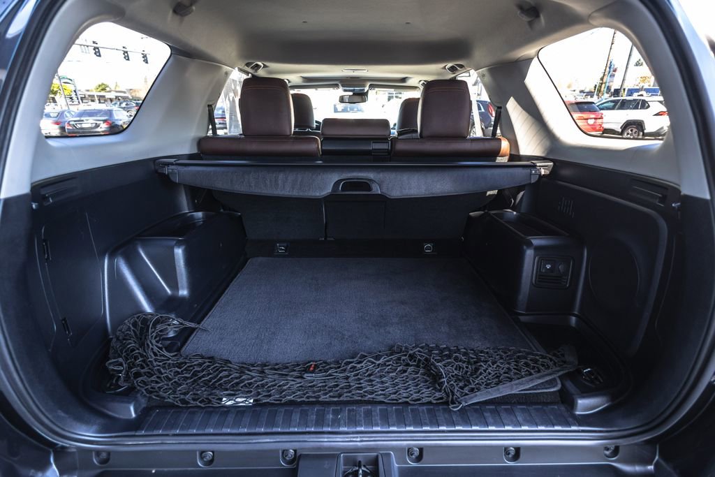 Used 2021 Toyota 4Runner Limited image 13