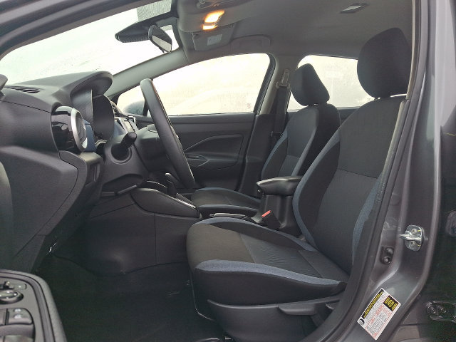 Used 2025 Nissan Versa SV FWD image 13