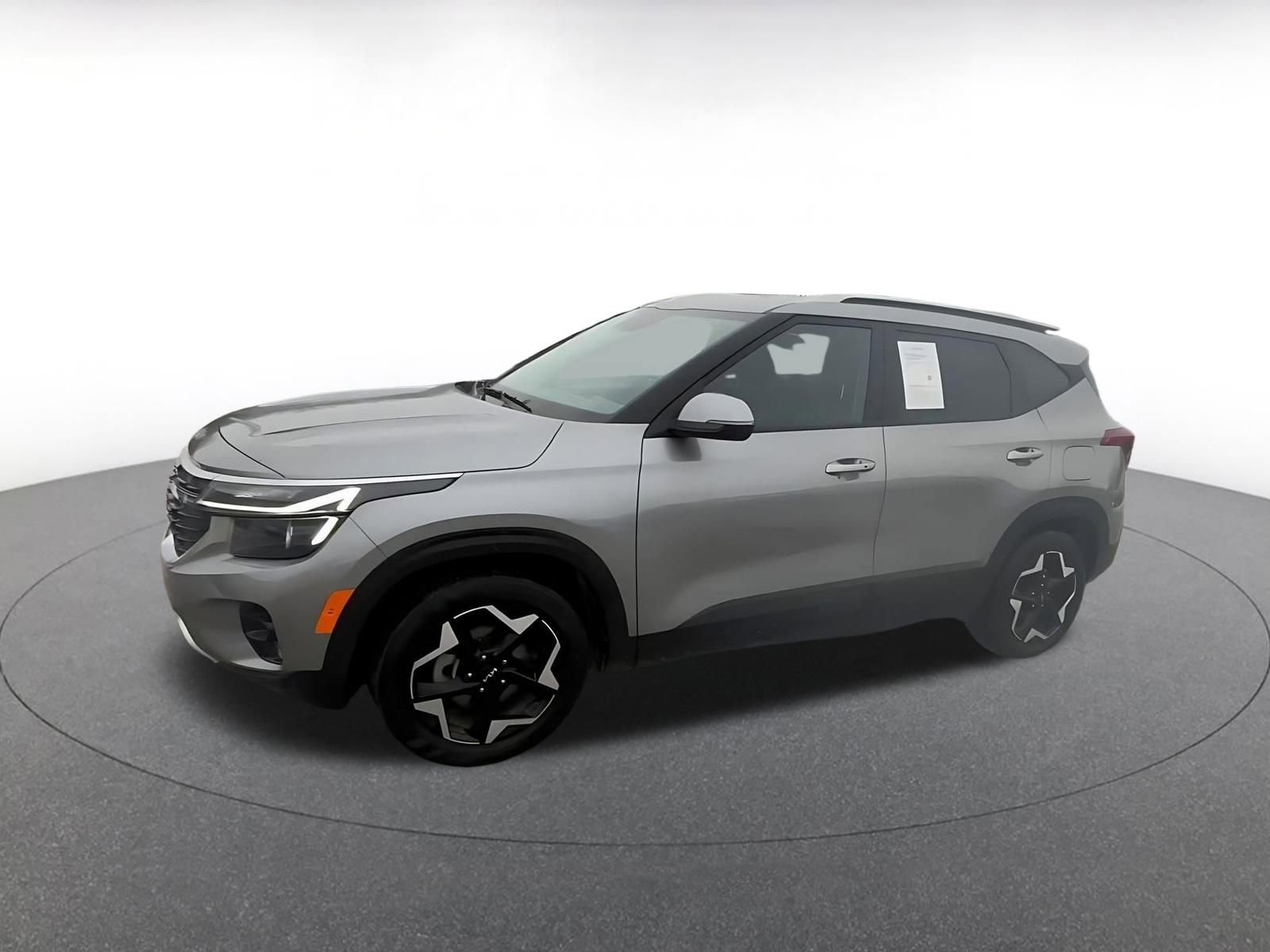 Used 2025 Kia Seltos S image 8