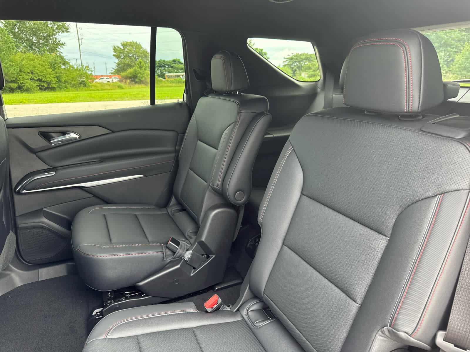 New 2026 Chevrolet Traverse Z71 image 15