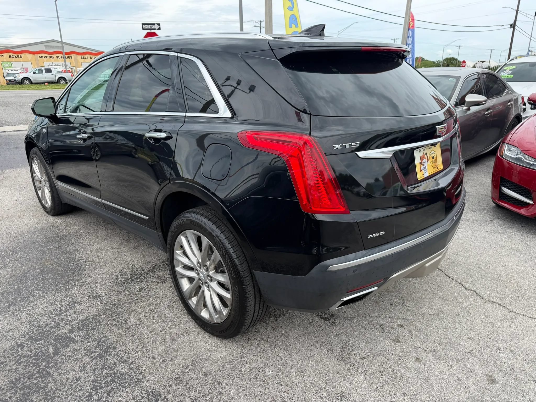 Used 2017 Cadillac XT5 Platinum AWD/4WD image 6