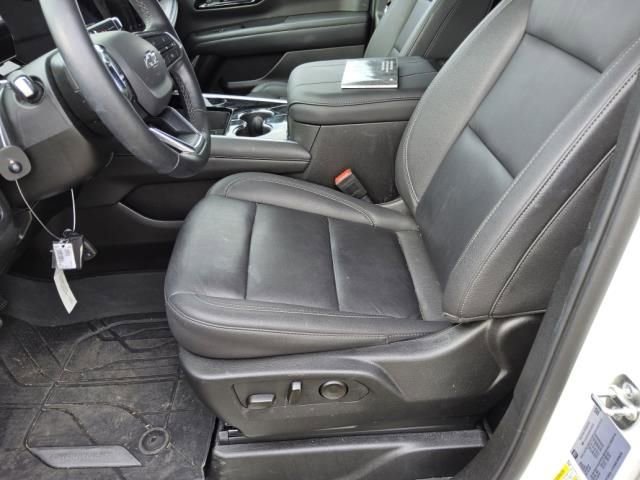 Used 2025 Chevrolet Tahoe Z71 w/ Comfort Package image 8