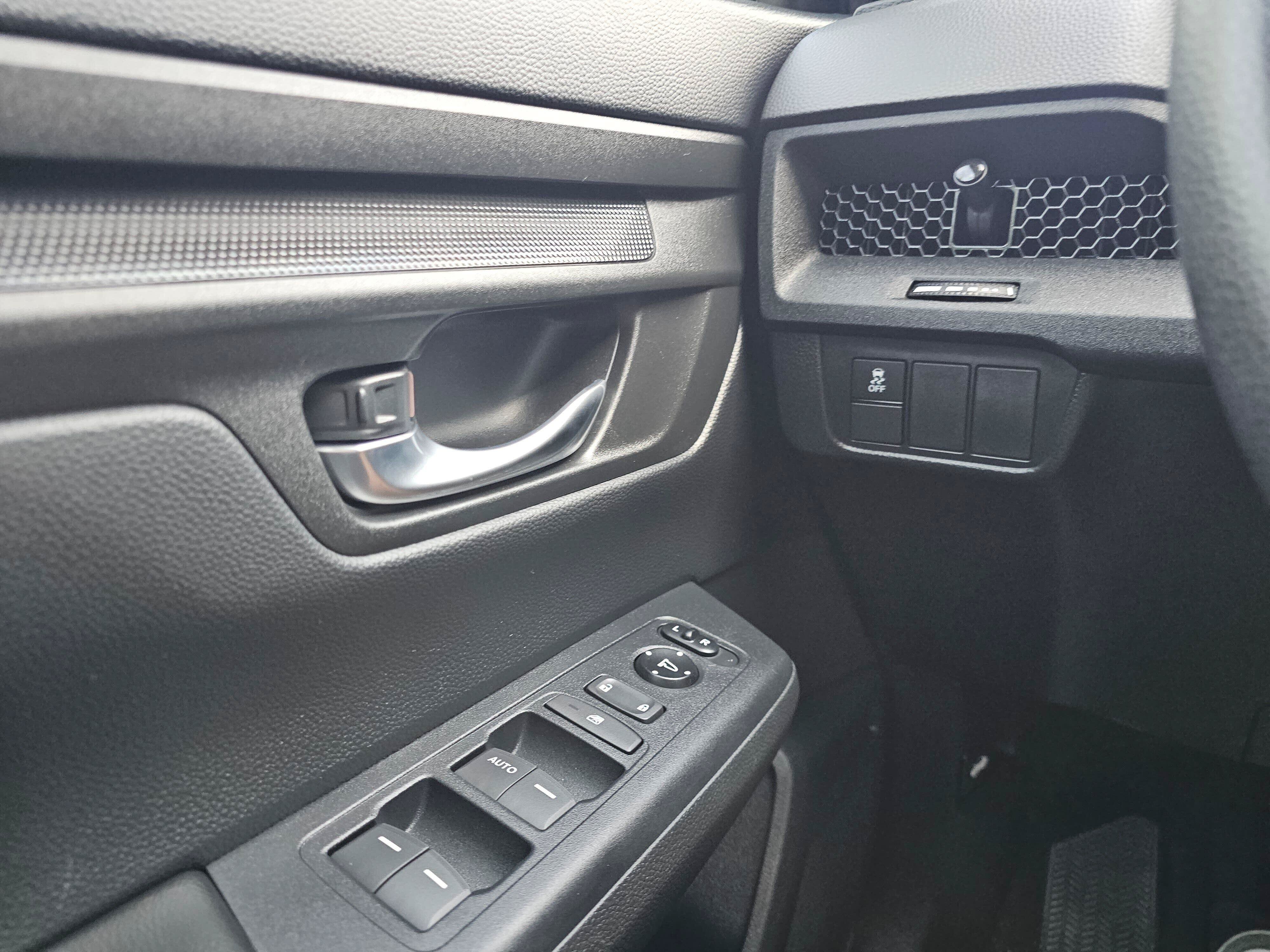 Certified 2025 Honda CR-V LX image 34