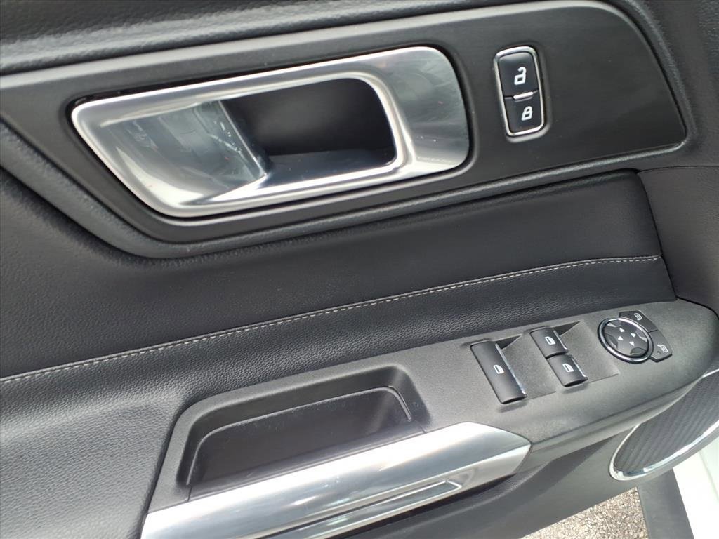 Used 2018 Ford Mustang GT Premium image 19