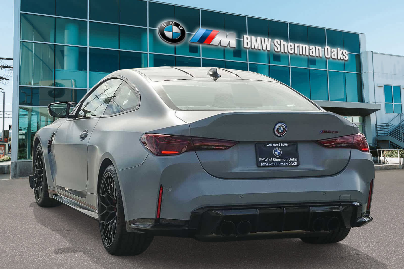 Used 2023 BMW M4 CSL image 2