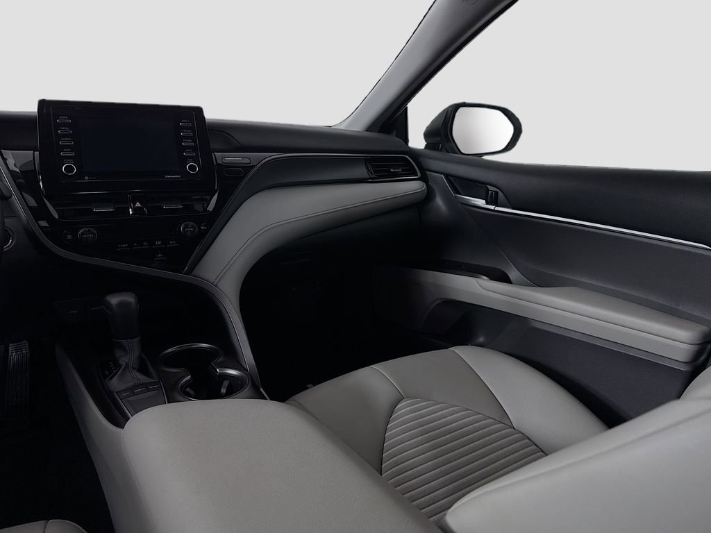 Used 2023 Toyota Camry SE w/ Convenience Package image 16