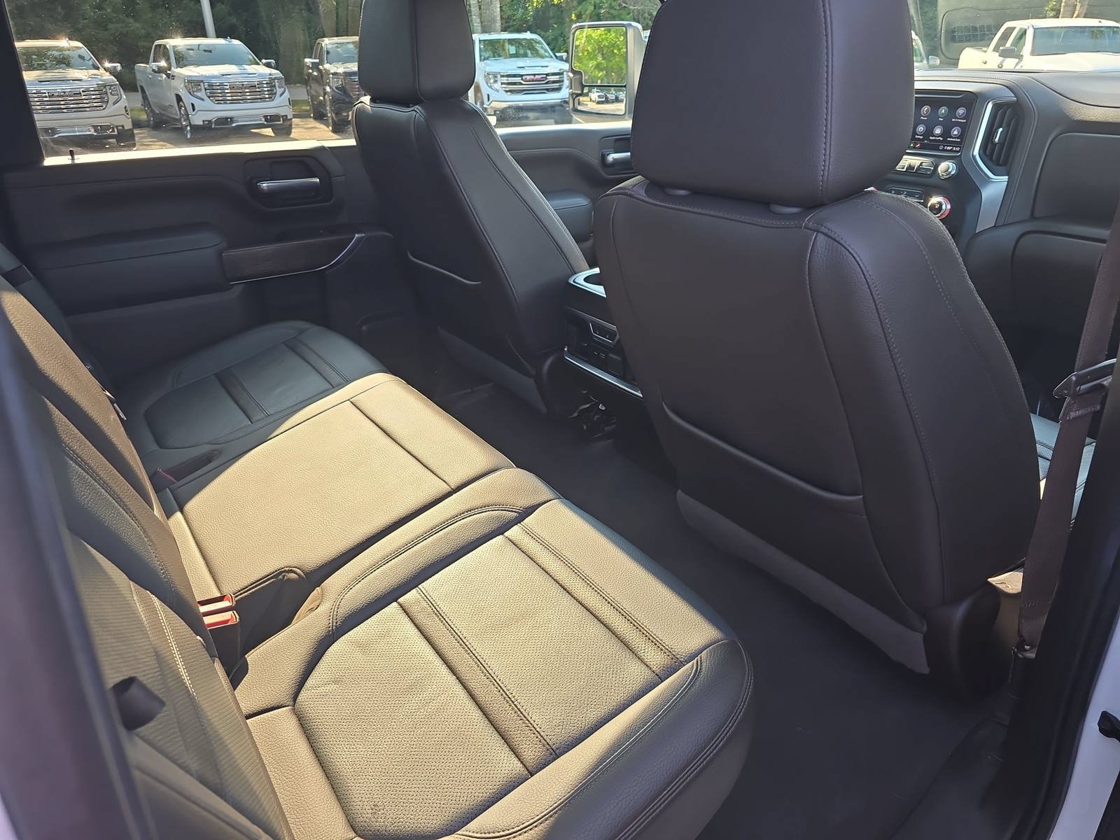 Used 2020 GMC Sierra 2500 Denali w/ Denali Ultimate Package AWD/4WD image 11