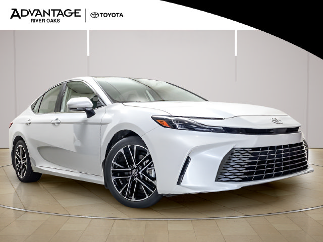 Certified 2025 Toyota Camry XLE FWD image 2