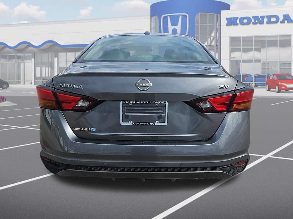 Used 2024 Nissan Altima 2.5 SV image 7