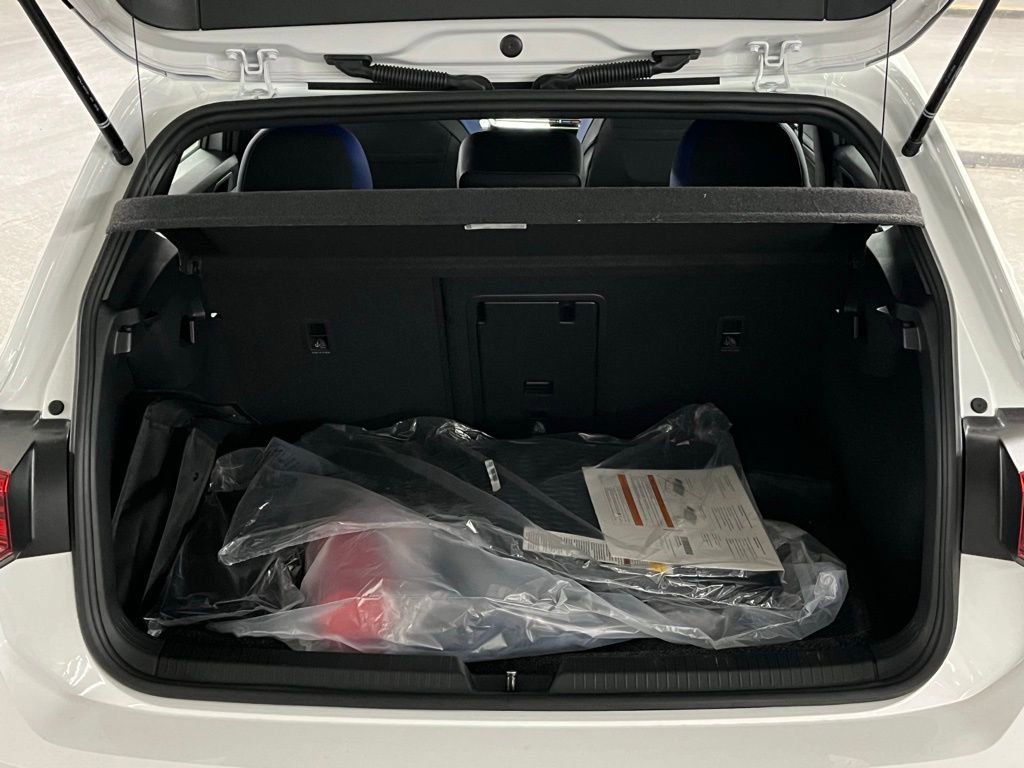 New 2026 Volkswagen Golf image 36