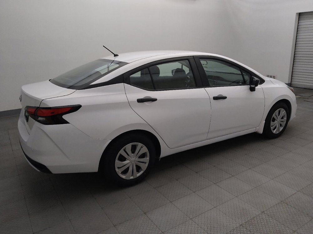 Used 2021 Nissan Versa S image 10