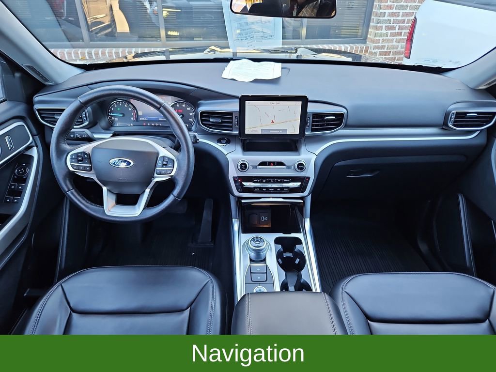 Used 2022 Ford Explorer XLT w/ Equipment Group 202A image 9