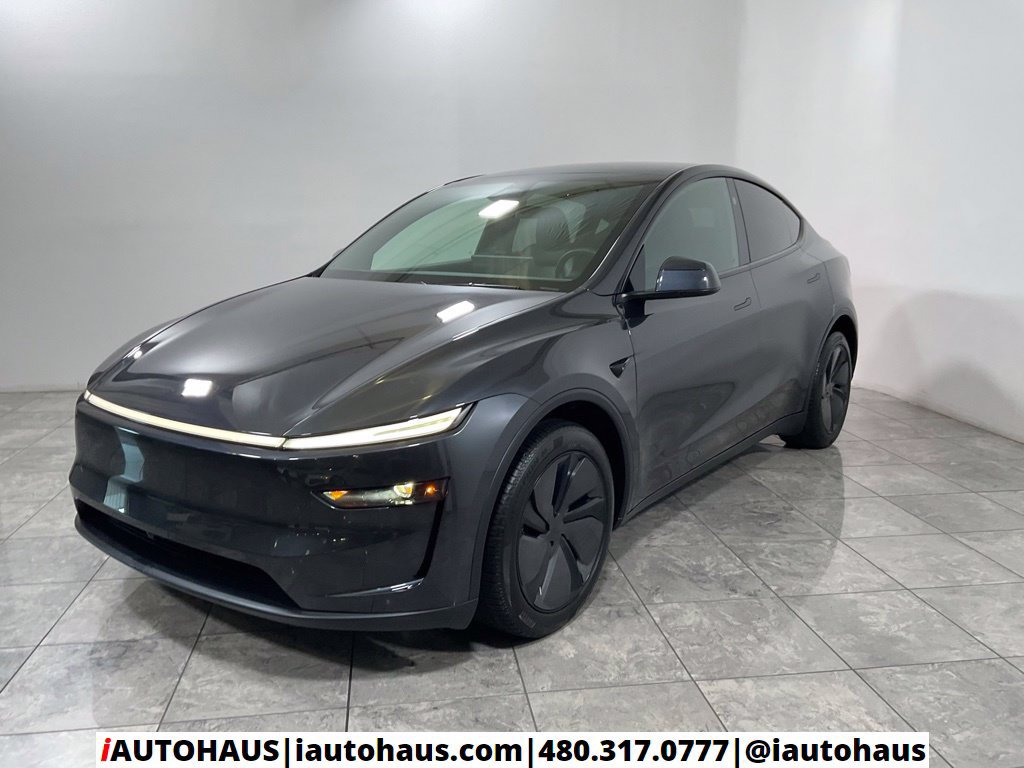 Used 2026 Tesla Model Y Long Range RWD image 2