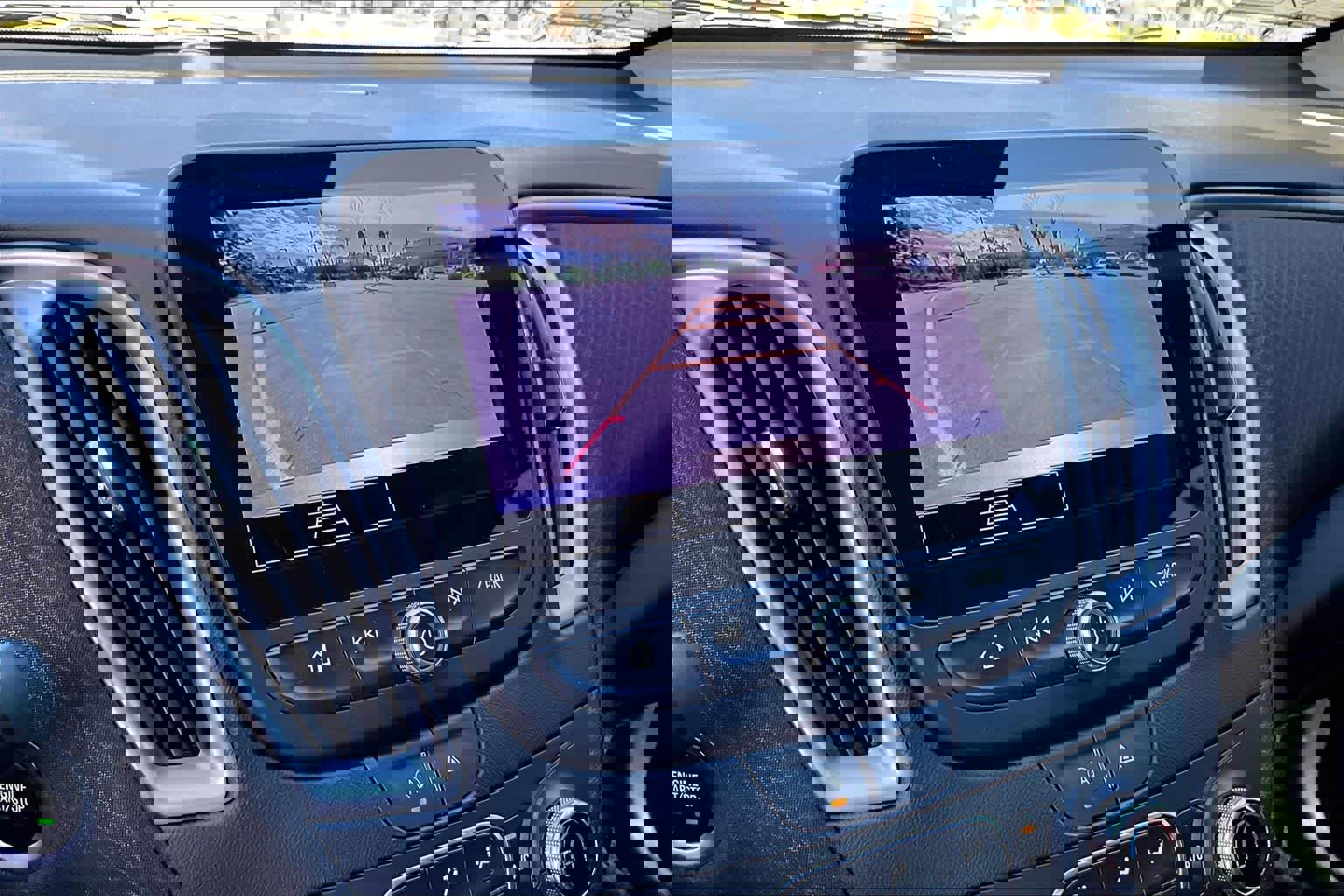 Used 2023 Chevrolet Malibu LT FWD image 25