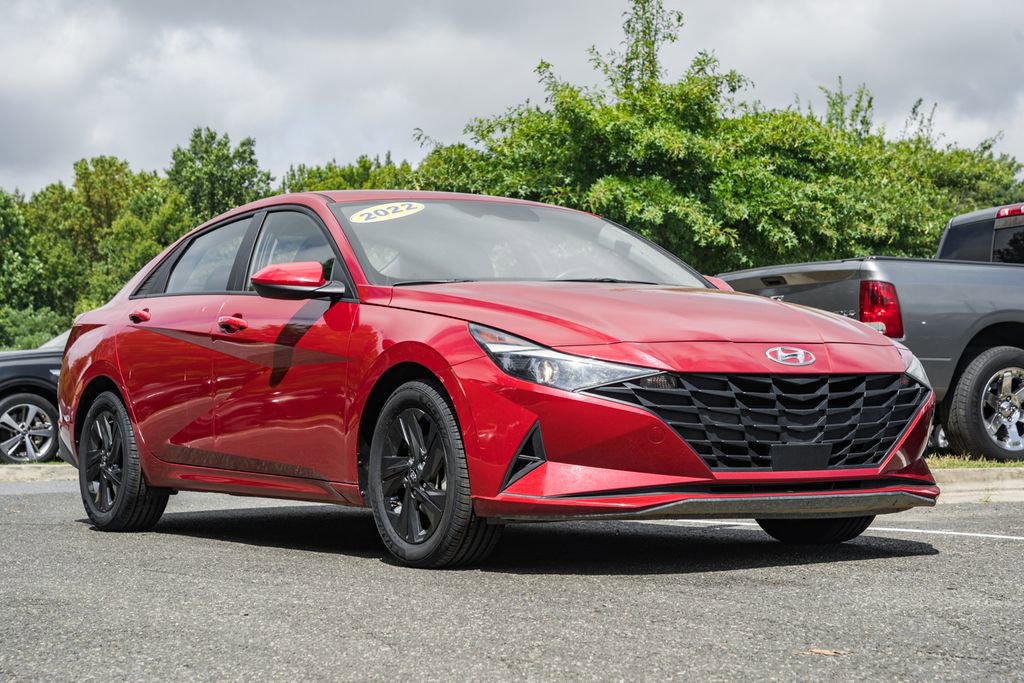 Used 2022 Hyundai Elantra SEL w/ Convenience Package