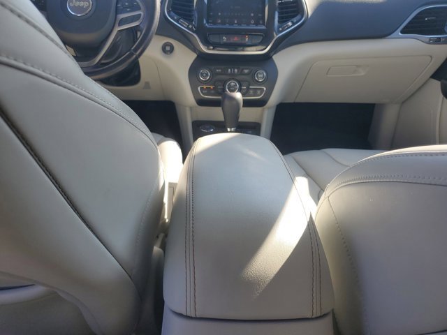 Used 2020 Jeep Cherokee Limited w/ Luxury Group image 17