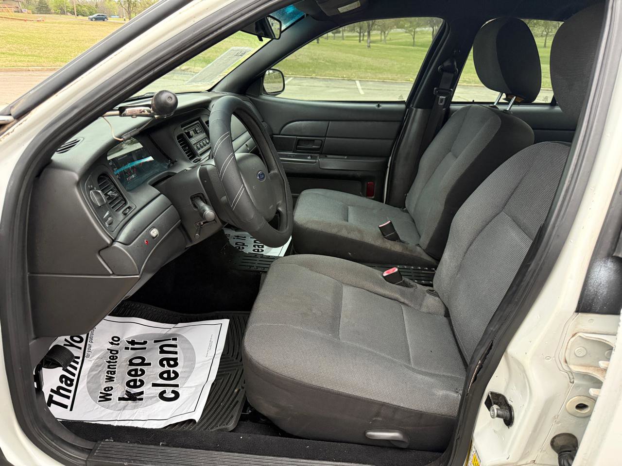 Used 2011 Ford Crown Victoria Police Interceptor w/ Trunk Pack RWD image 11