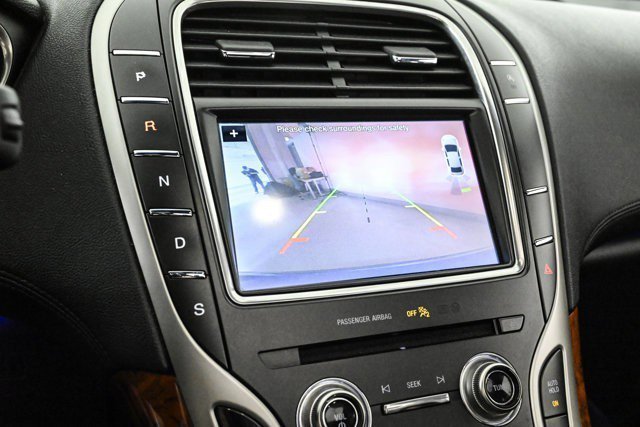 Used 2019 Lincoln Nautilus Reserve image 15