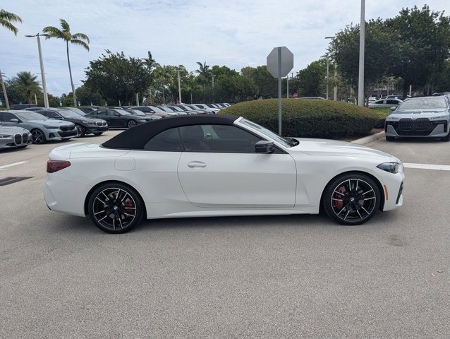 Used 2025 BMW M440i Convertible w/ Premium Package RWD image 4