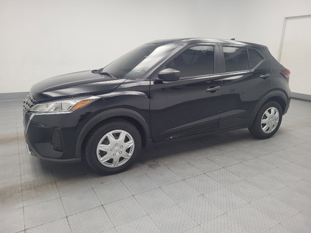 Used 2022 Nissan Kicks S FWD image 2