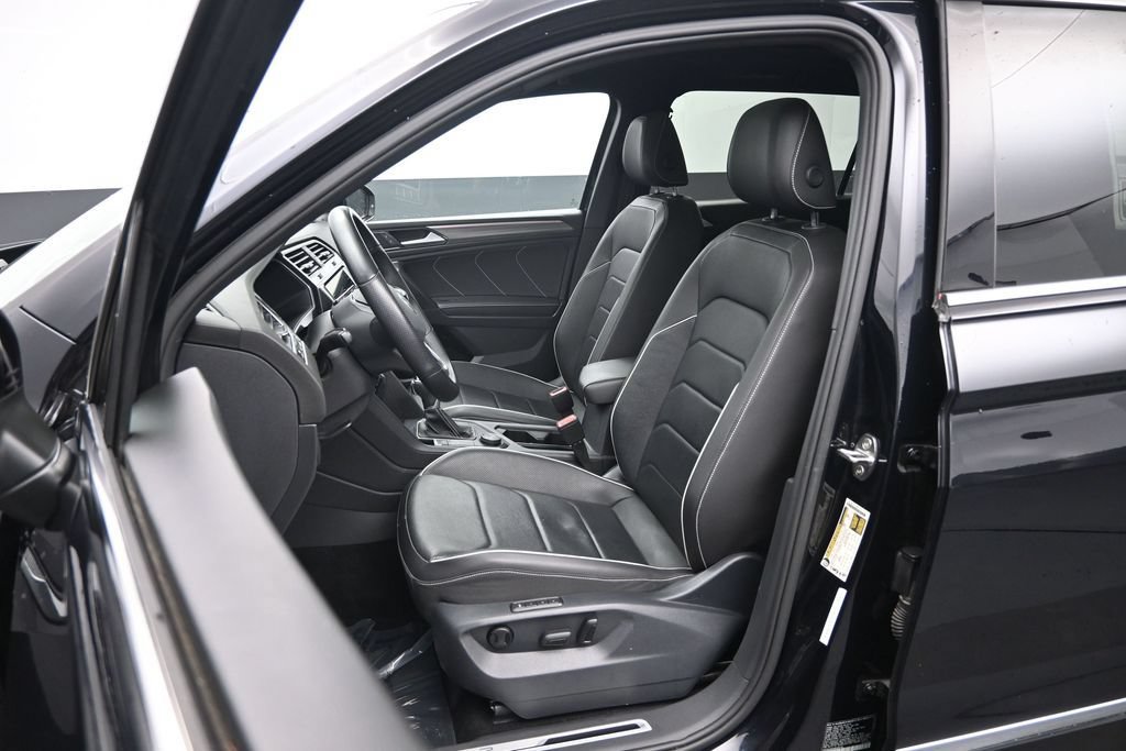 Used 2022 Volkswagen Tiguan SEL R-Line AWD/4WD image 22