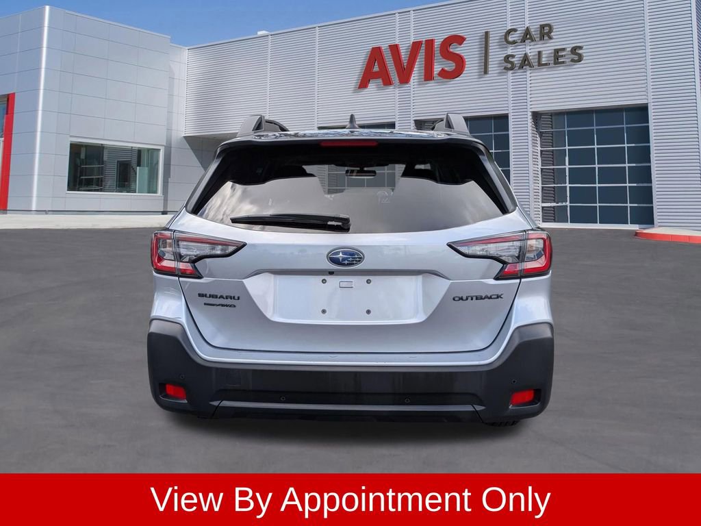 Used 2025 Subaru Outback Onyx Edition image 9