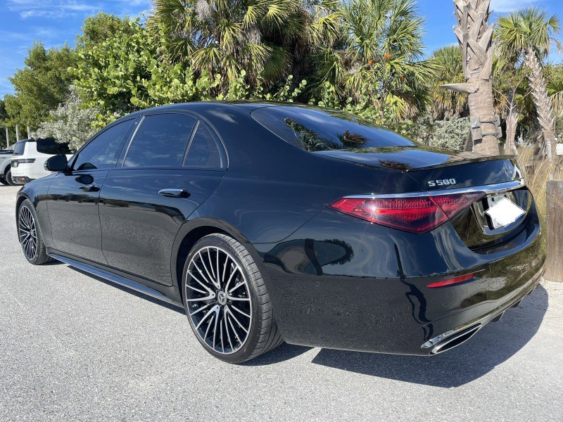 Used 2023 Mercedes-Benz S 580 4MATIC Sedan image 5