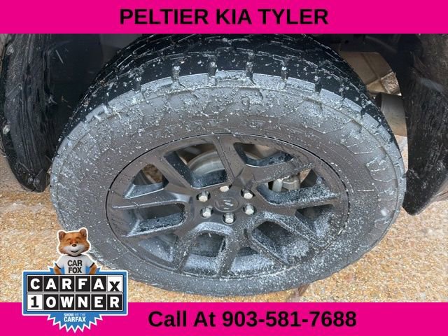 Used 2024 RAM 1500 Laramie image 8