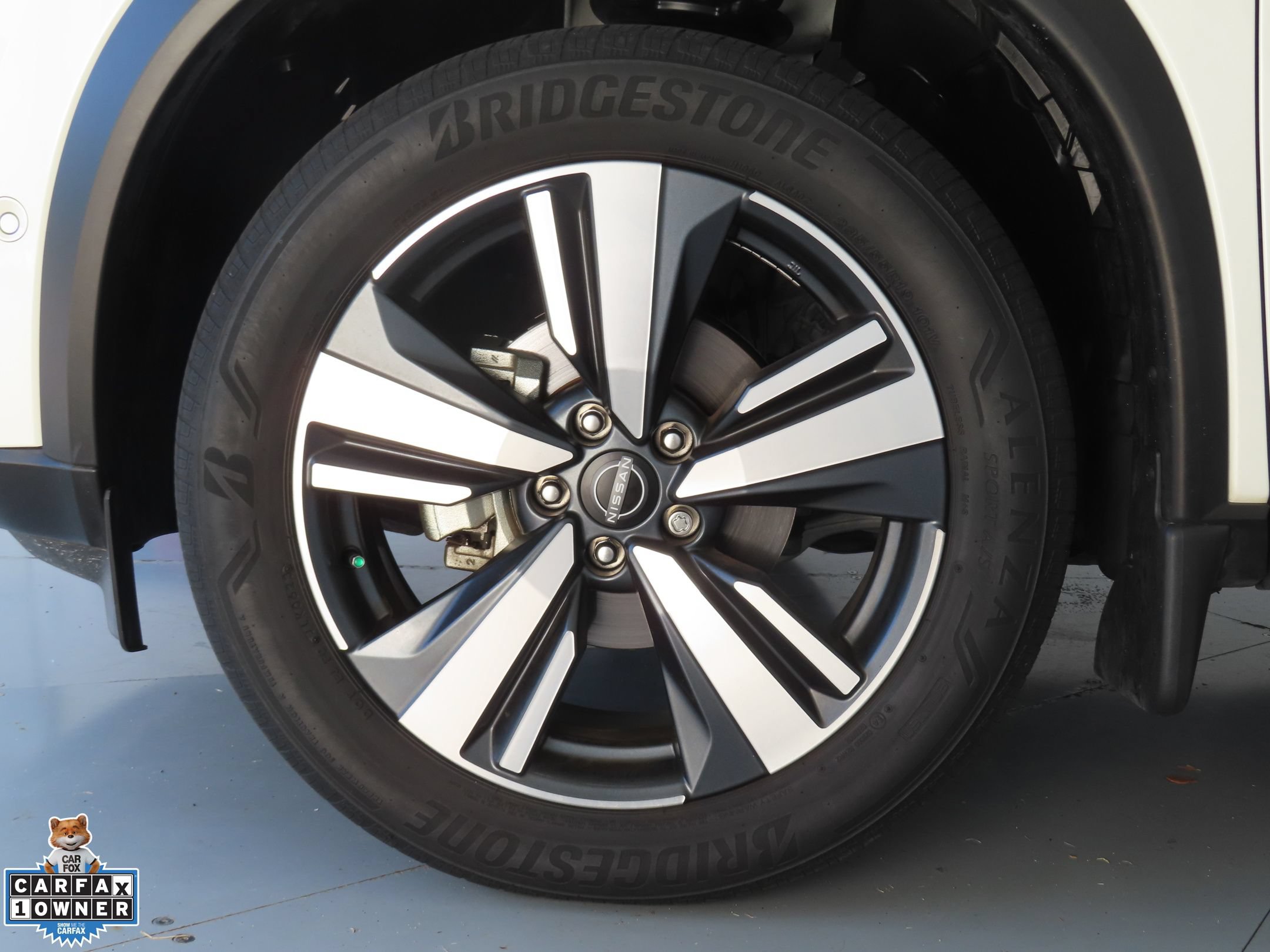 Used 2023 Nissan Rogue SL w/ SL Premium Package FWD image 30