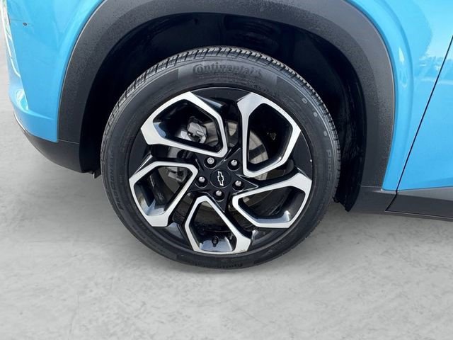 Certified 2025 Chevrolet Trax RS w/ Sunroof Package FWD image 27