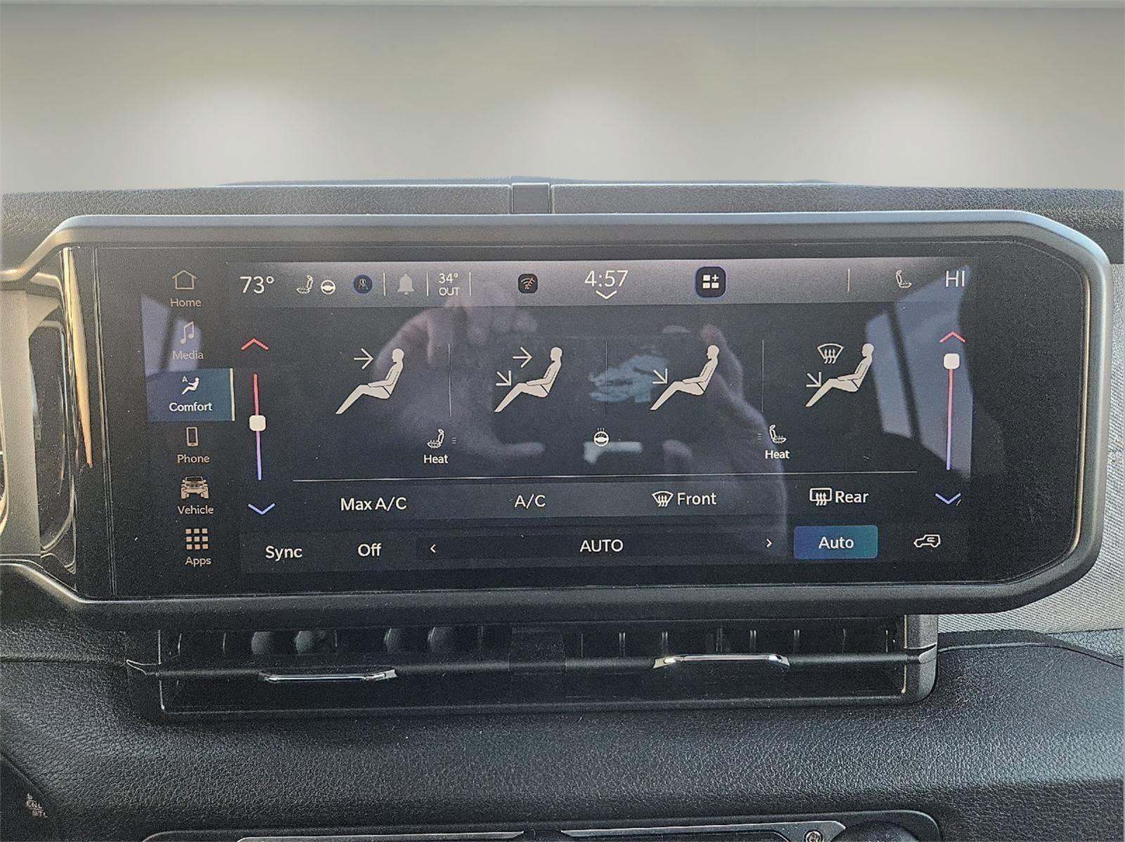 Used 2025 Jeep Wrangler Willys image 27