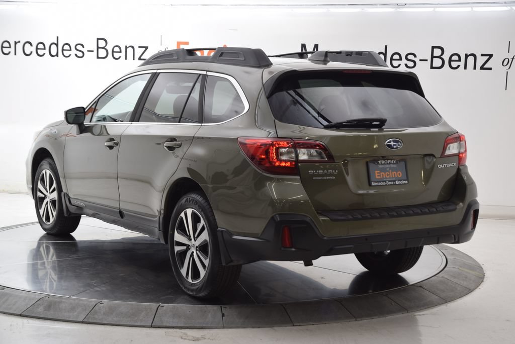 Used 2018 Subaru Outback 2.5i Limited AWD/4WD image 4