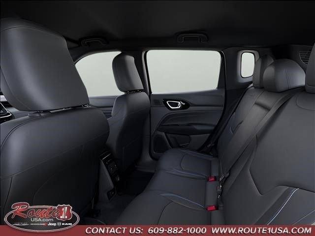 New 2026 Jeep Compass Limited image 24