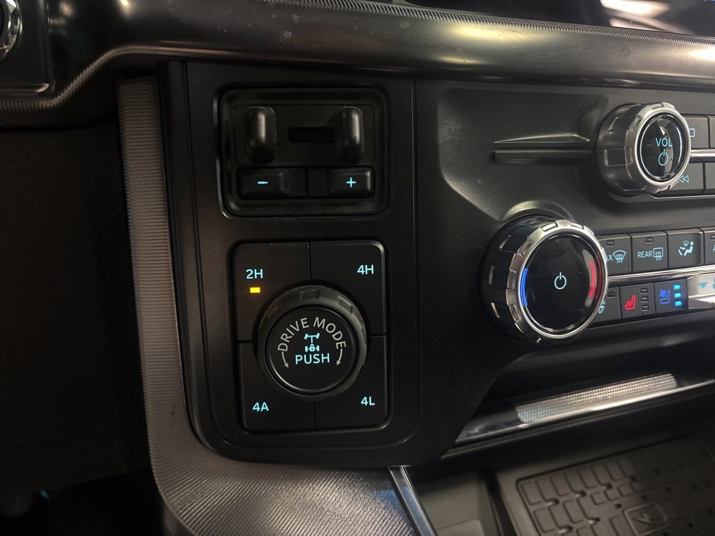 Used 2025 Ford F150 Platinum w/ Equipment Group 702A High image 24