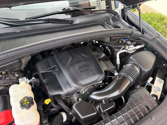 Used 2023 Jeep Grand Cherokee L Summit w/ Luxury Tech Group V AWD/4WD image 26