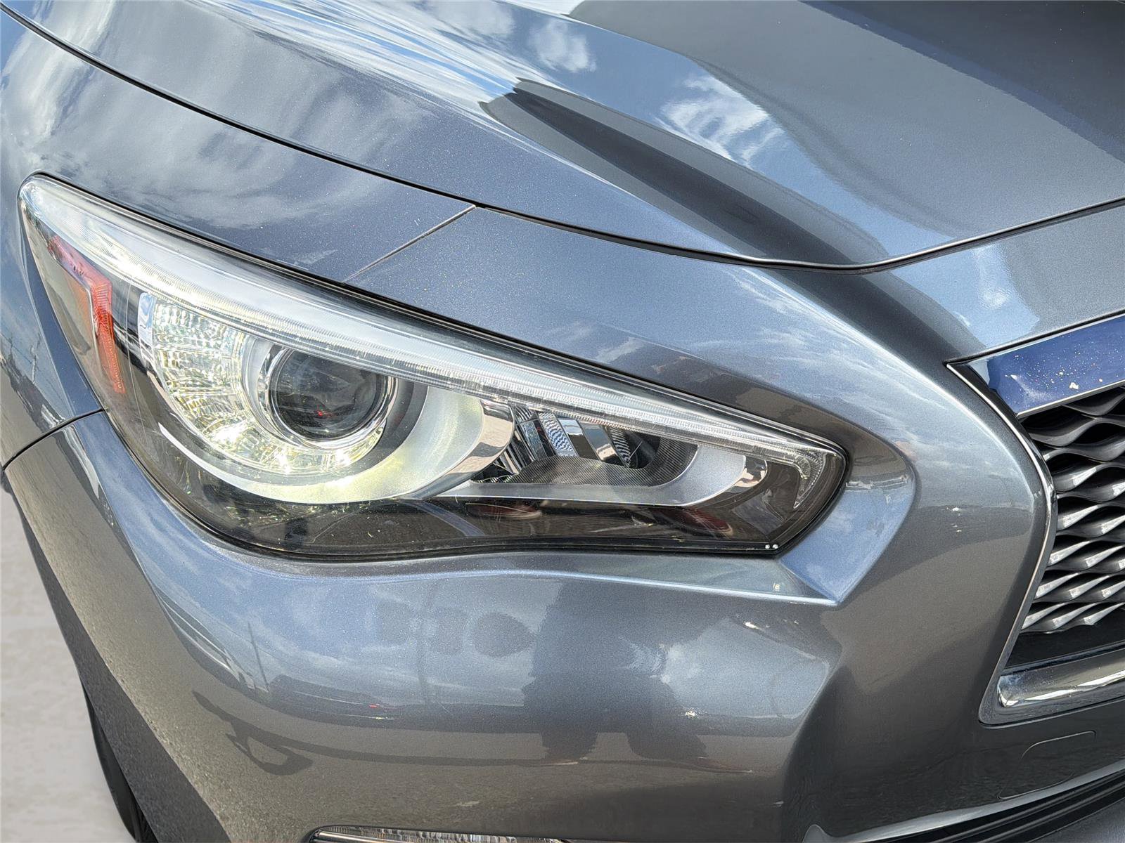 Used 2015 INFINITI Q50 Premium w/ Navigation Package RWD image 32