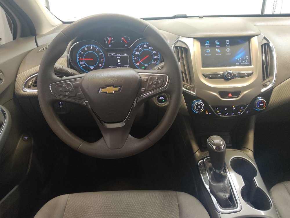 Used 2017 Chevrolet Cruze LT w/ Convenience Package image 22